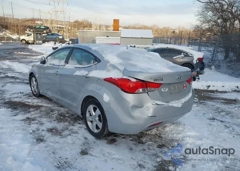2013 Hyundai Elantra Gls из США, поврежденный, VIN 5NPDH4AE0DH299879